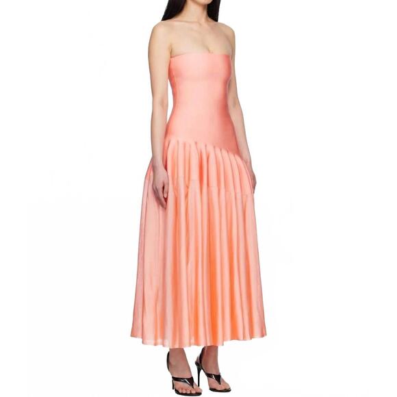 NEW ALAIA godet dress in peche - Picture 2 of 3